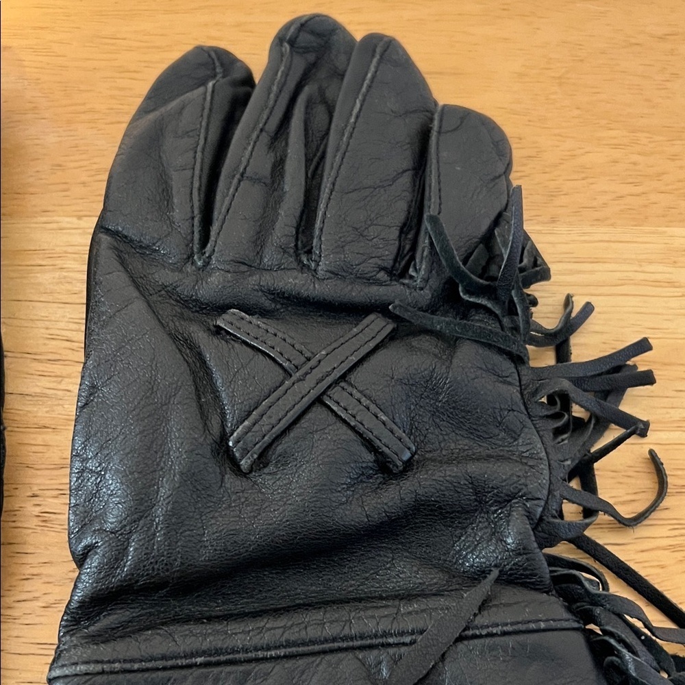 Harley-Davidson Willie® Black Leather Studded Fringe Gloves Vintage 0326261 - Picture 6 of 16